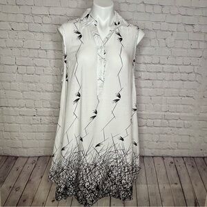 New Light Black and White Sleeveless Top with Bird Print Size 5XL
